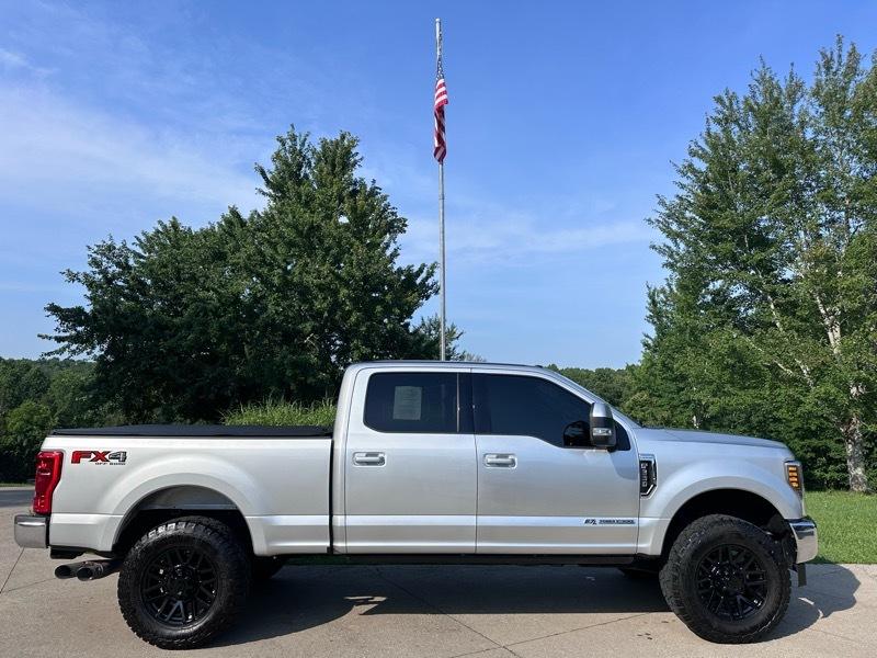 Ford F-350 SD Lariat Crew Cab 4WD 2018
