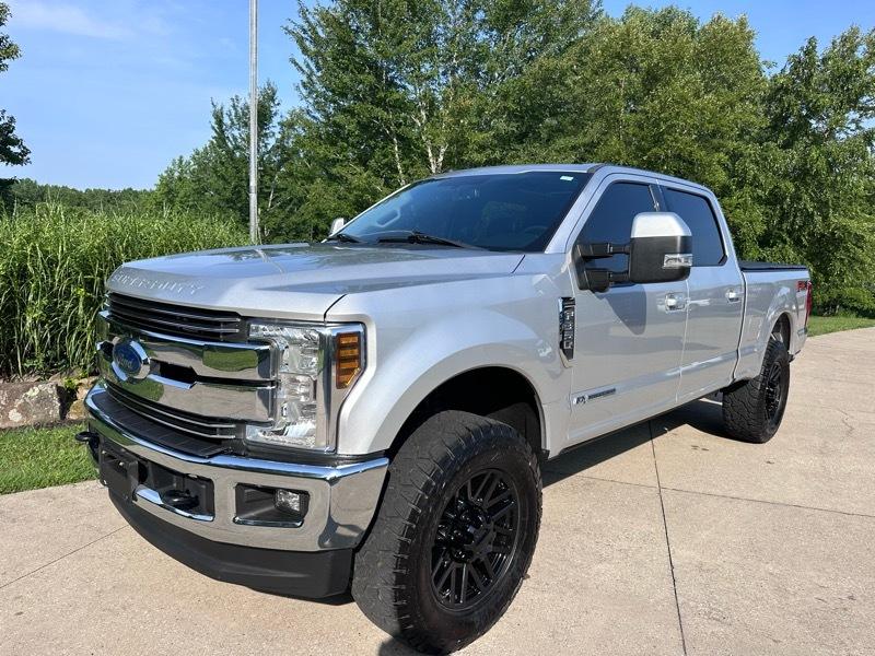 Ford F-350 SD Lariat Crew Cab 4WD 2018
