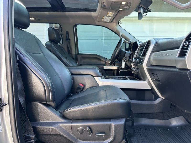 Ford F-350 SD Lariat Crew Cab 4WD 2018