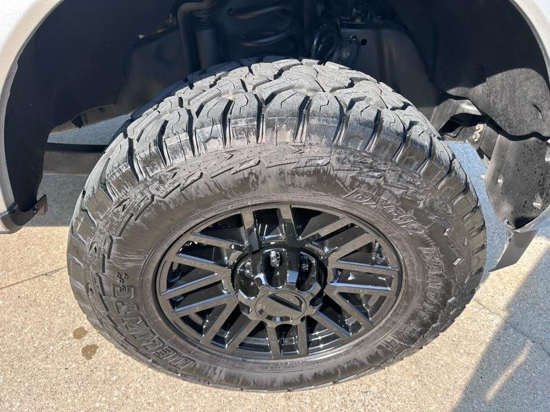 Ford F-350 SD Lariat Crew Cab 4WD 2018