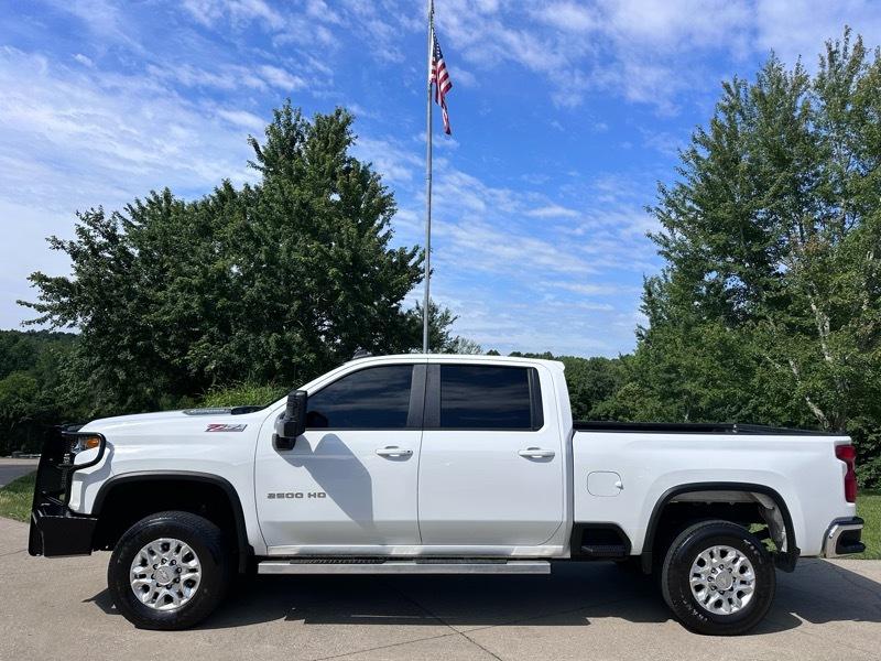 Chevrolet Silverado 2500HD LT Crew Cab Long Box 4WD 2020