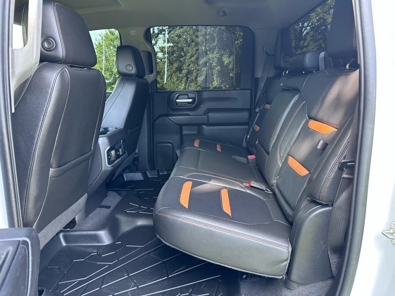 Chevrolet Silverado 2500HD LT Crew Cab Long Box 4WD 2020
