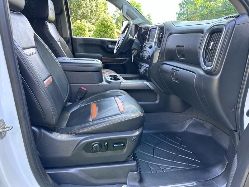 Chevrolet Silverado 2500HD LT Crew Cab Long Box 4WD 2020