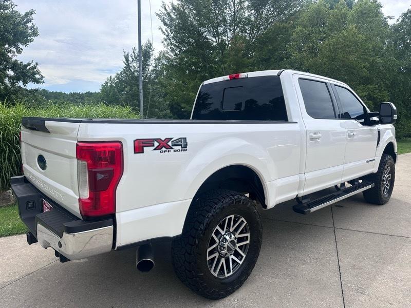 Ford F-250 SD Lariat Crew Cab 4WD 2017