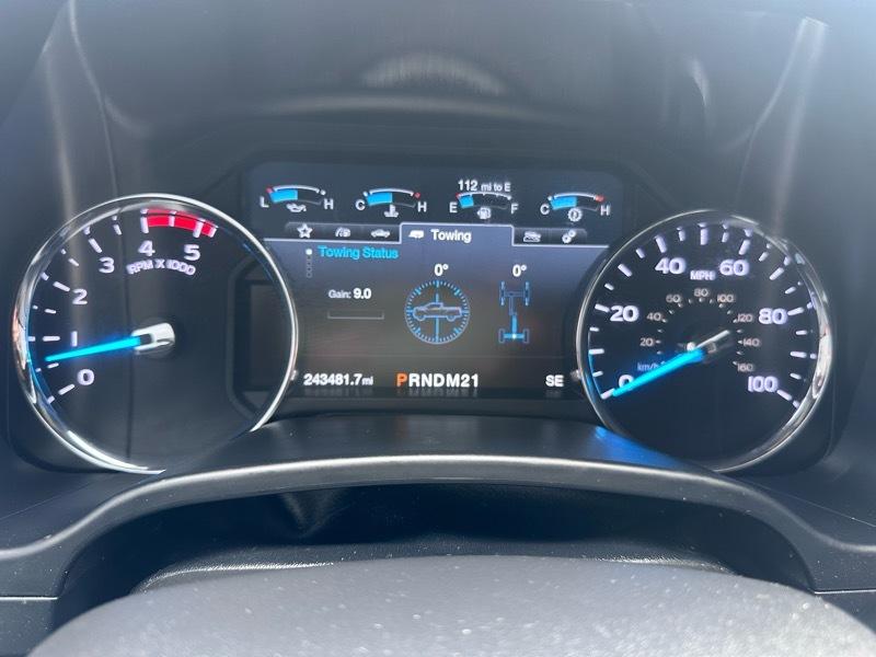 Ford F-250 SD Lariat Crew Cab 4WD 2017