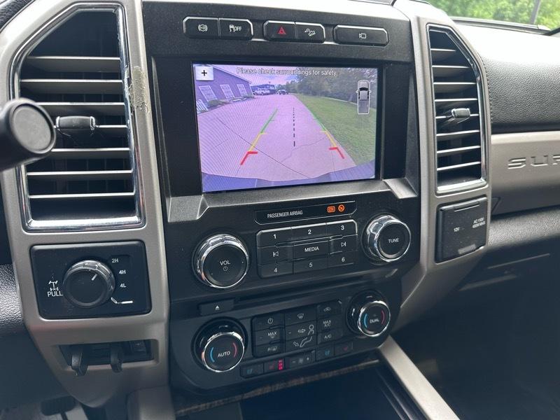 Ford F-250 SD Lariat Crew Cab 4WD 2017
