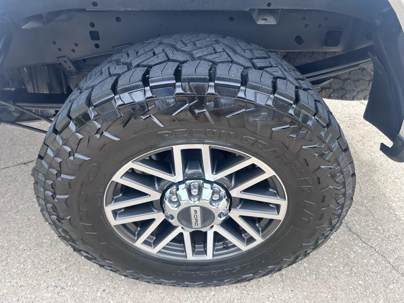 Ford F-250 SD Lariat Crew Cab 4WD 2017