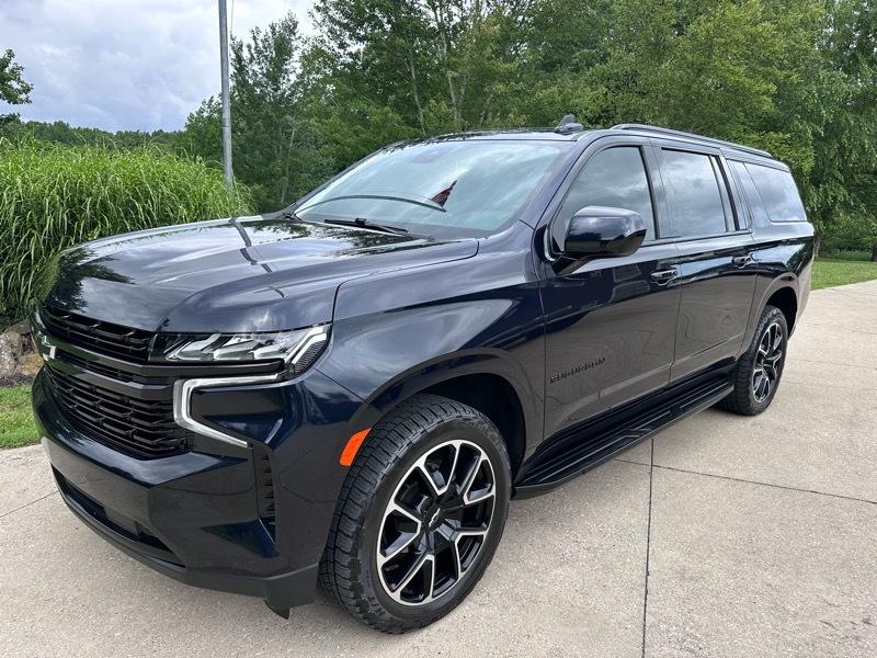 Chevrolet Suburban RST 4WD 2023