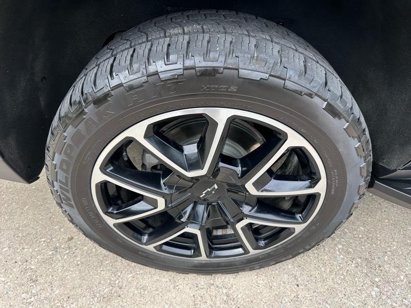 Chevrolet Suburban RST 4WD 2023