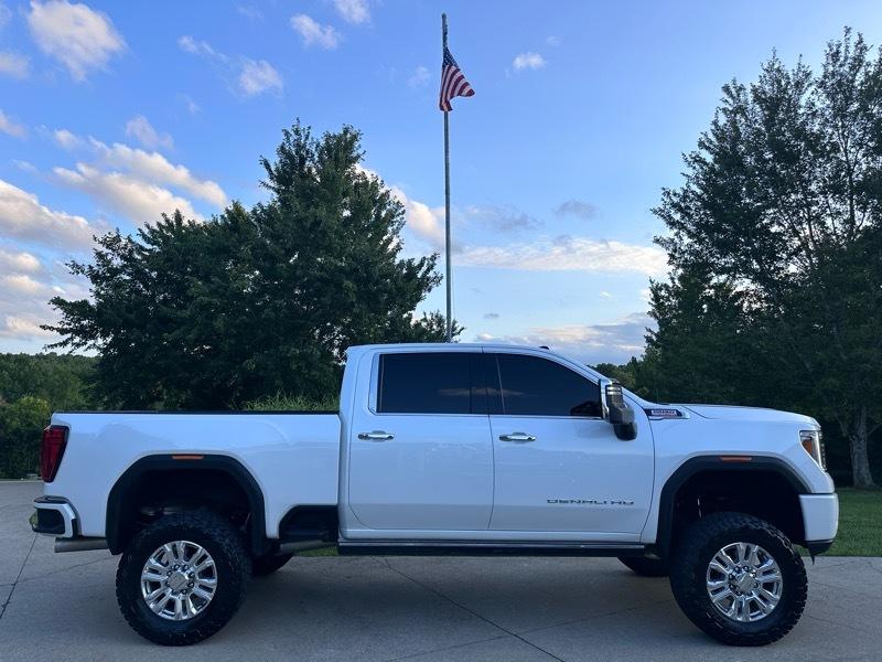 GMC Sierra 2500HD Denali Crew Cab 4WD SB 2023