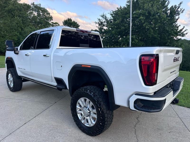 GMC Sierra 2500HD Denali Crew Cab 4WD SB 2023