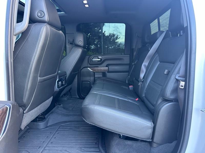 GMC Sierra 2500HD Denali Crew Cab 4WD SB 2023