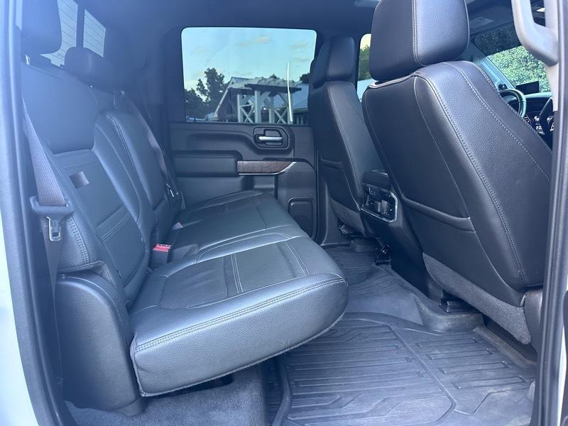 GMC Sierra 2500HD Denali Crew Cab 4WD SB 2023