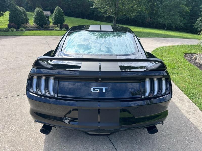 Ford Mustang GT Premium Coupe 2016