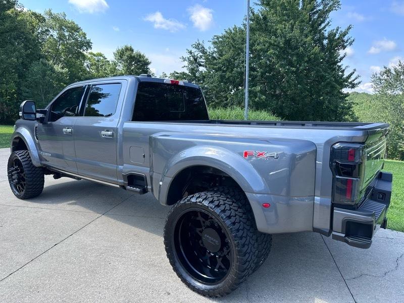 Ford F-450 SD Platinum Crew Cab DRW 4WD 2022