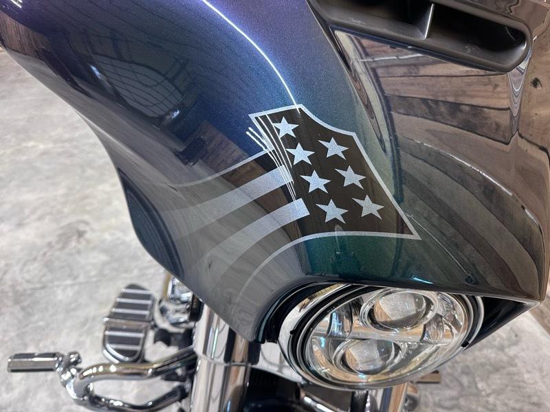 Harley-Davidson FLHXS  2021