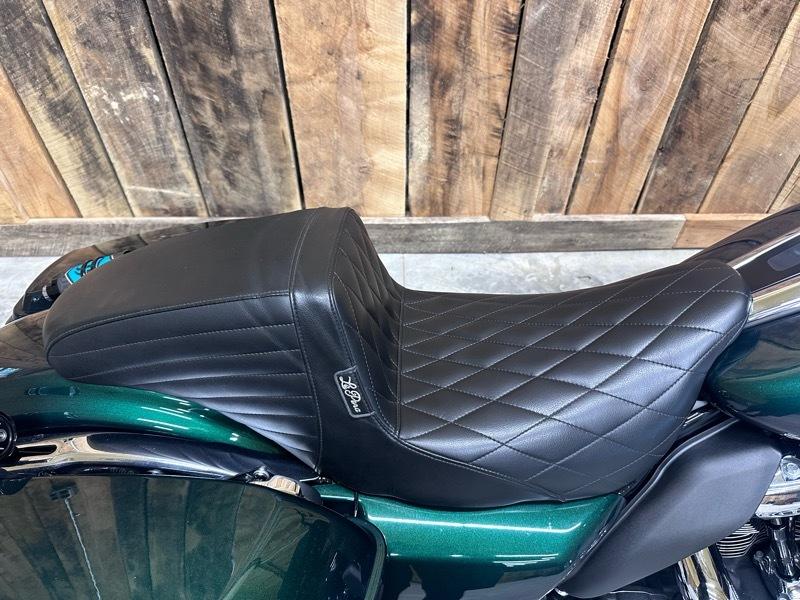 Harley-Davidson FLHXS  2021