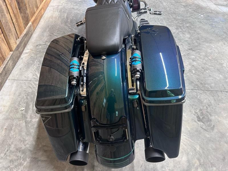 Harley-Davidson FLHXS  2021