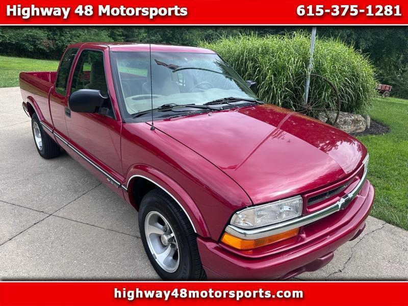 1999 Chevrolet S10 Pickup LS Ext. Cab 2WD