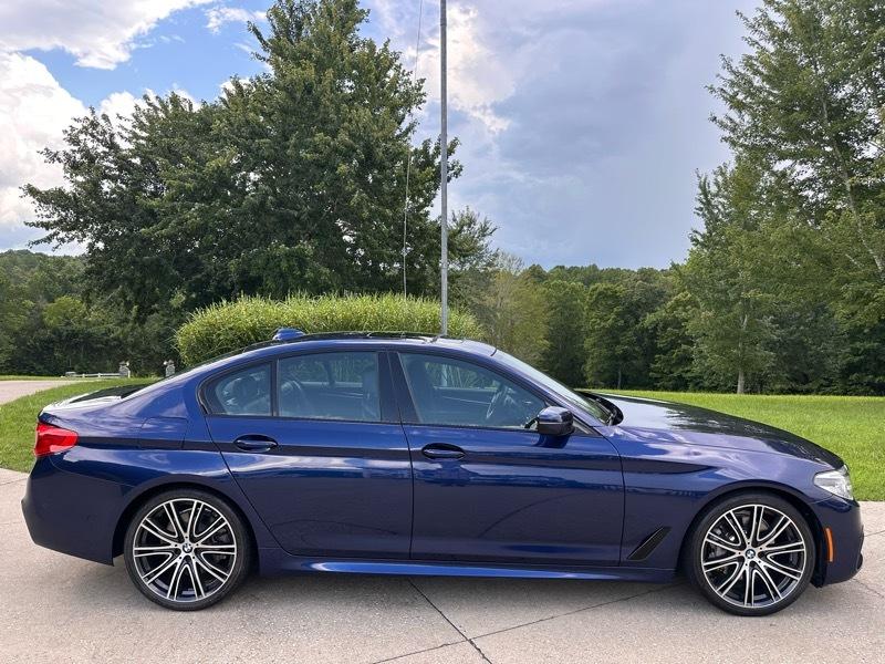 BMW 5-Series 540i 2019