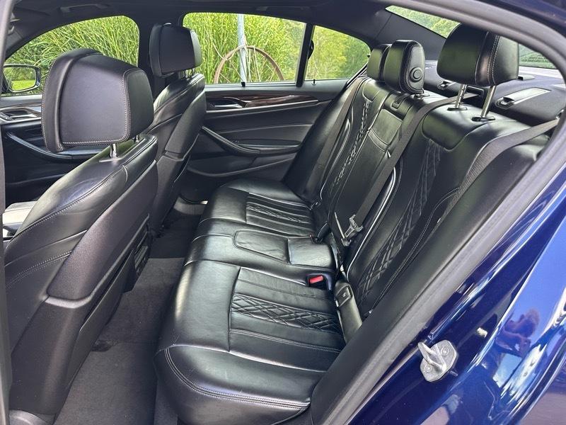 BMW 5-Series 540i 2019