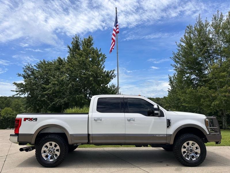 Ford F-250 SD Lariat Crew Cab 4WD 2018