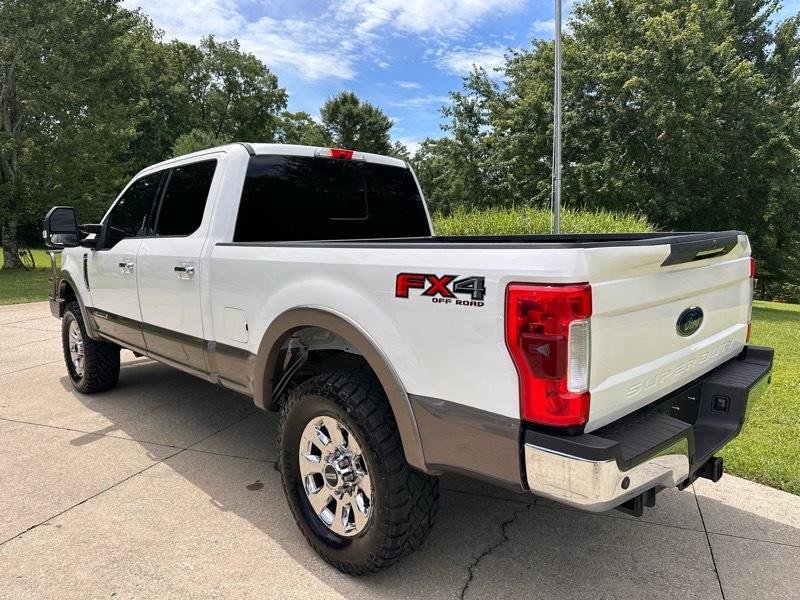 Ford F-250 SD Lariat Crew Cab 4WD 2018