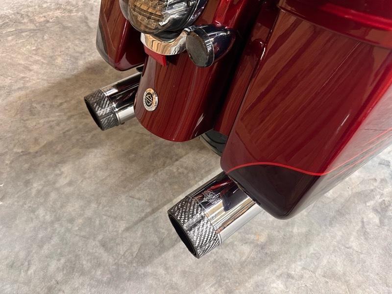 Harley-Davidson FLTRUSE  2015