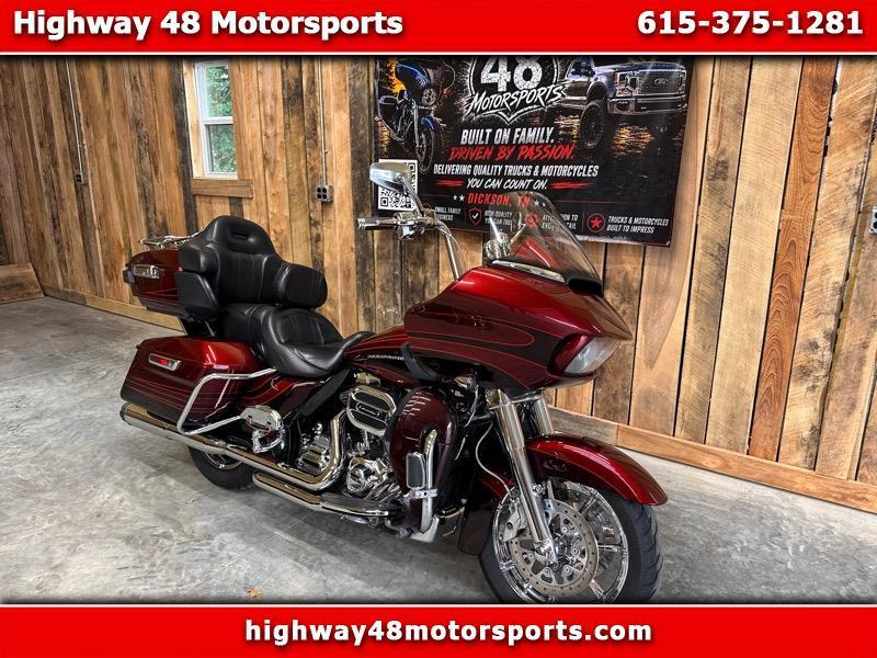 2015 Harley-Davidson FLTRUSE 