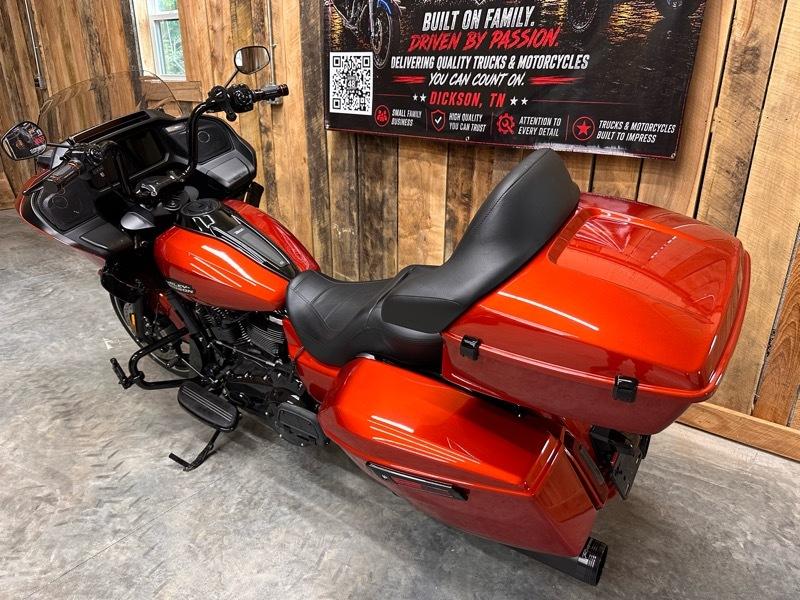 Harley-Davidson FLTRX  2024