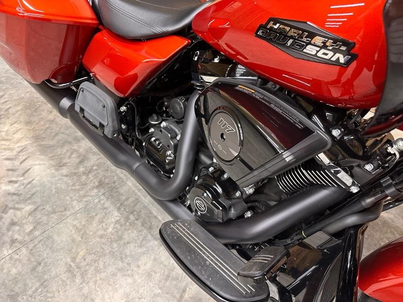 Harley-Davidson FLTRX  2024