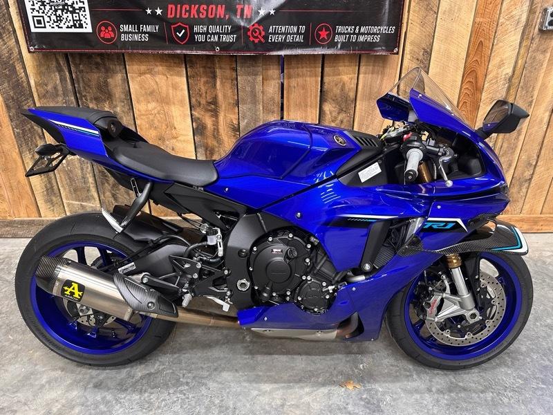 Yamaha YZF-R1  2025