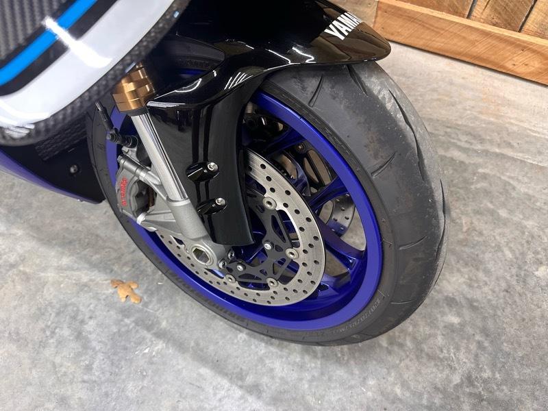 Yamaha YZF-R1  2025