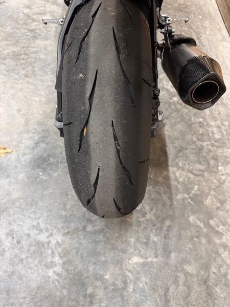 Yamaha YZF-R1  2025