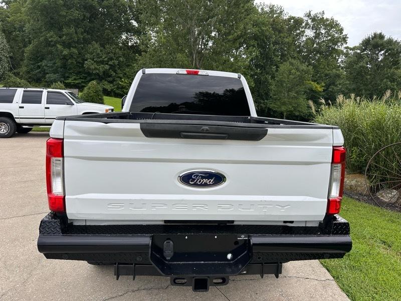 Ford F-250 SD FX4 Crew Cab 4WD 2019
