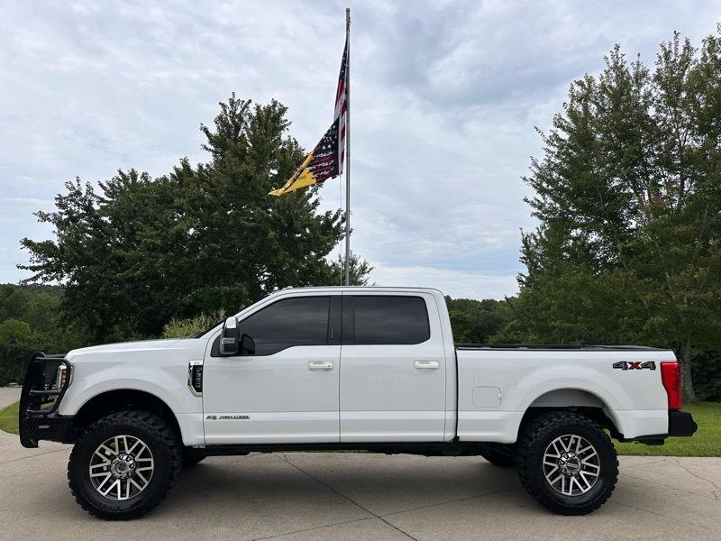 Ford F-250 SD FX4 Crew Cab 4WD 2019