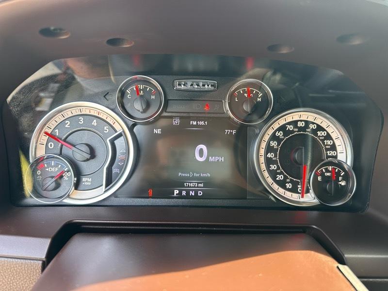 RAM 3500 Laramie Crew Cab LWB 4WD DRW 2017