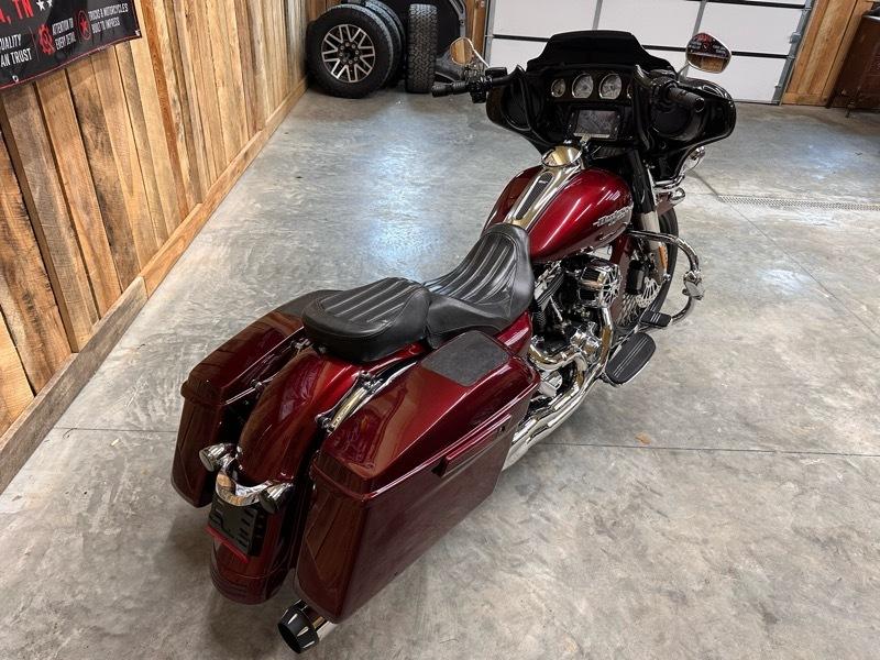 Harley-Davidson FLHXS  2014
