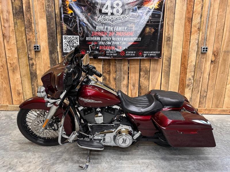 Harley-Davidson FLHXS  2014