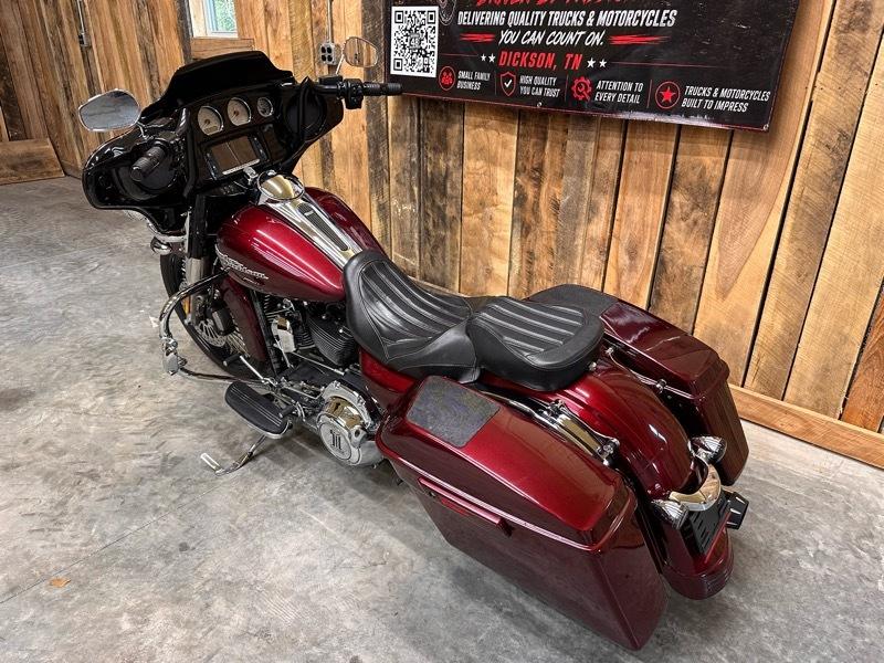 Harley-Davidson FLHXS  2014