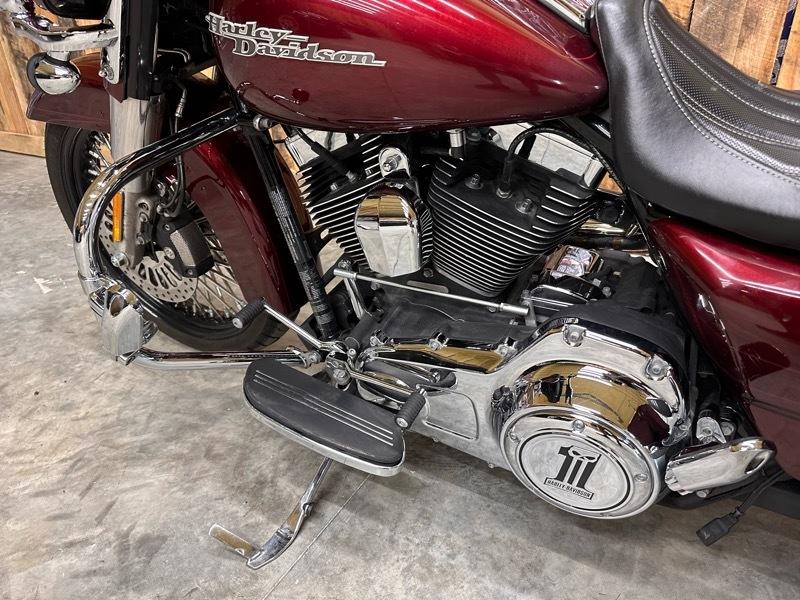Harley-Davidson FLHXS  2014