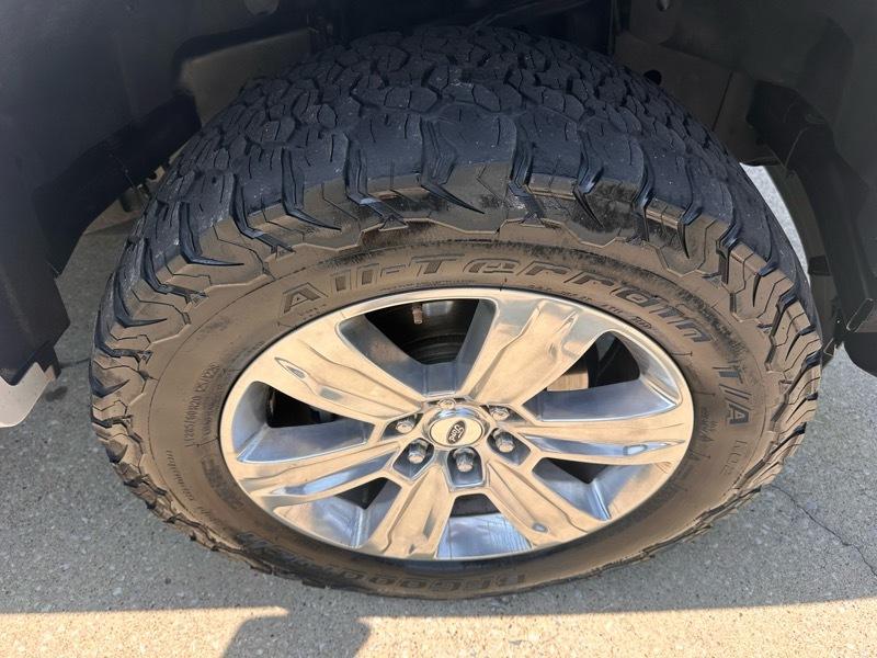 Ford F-150 Platinum SuperCrew 4WD 2016