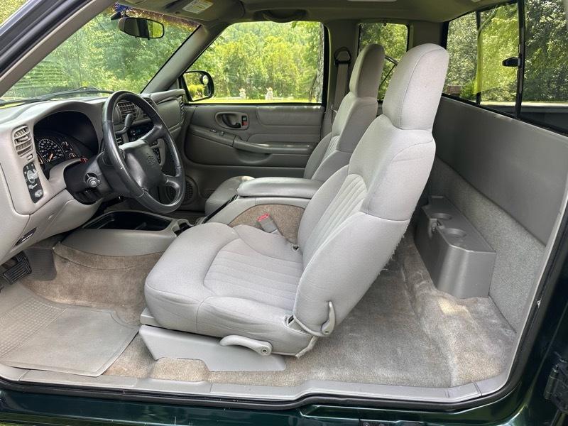 Chevrolet S10 Pickup LS Ext. Cab 2WD 2003