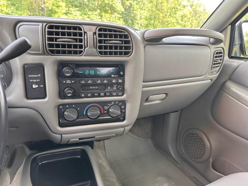 Chevrolet S10 Pickup LS Ext. Cab 2WD 2003