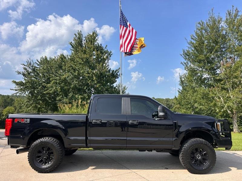 Ford F-250 SD FX4 Crew Cab 4WD 2019