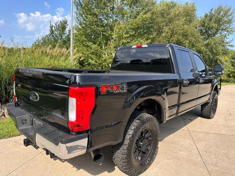 Ford F-250 SD FX4 Crew Cab 4WD 2019