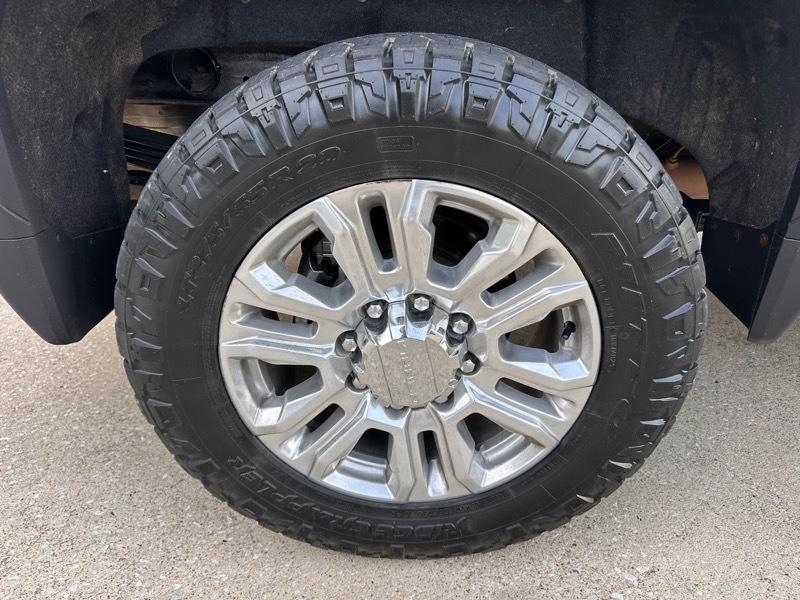 GMC Sierra 2500HD Denali Crew Cab 4WD SB 2022