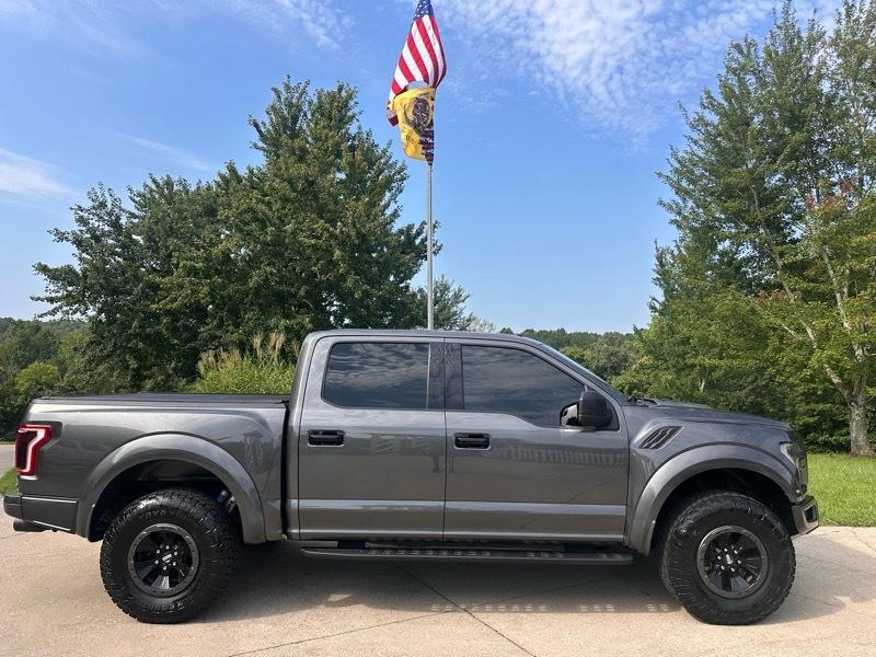 Ford F-150 Raptor SuperCrew 4WD 2017