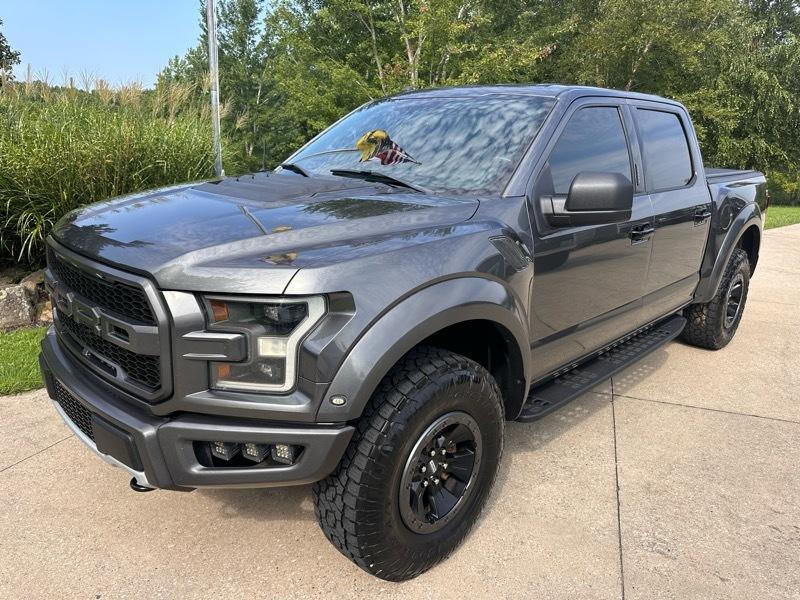 Ford F-150 Raptor SuperCrew 4WD 2017