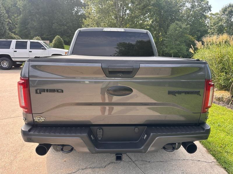 Ford F-150 Raptor SuperCrew 4WD 2017